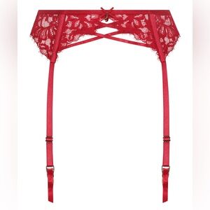NWT Hunkemoller Red Lace Suspender Garter Belt
